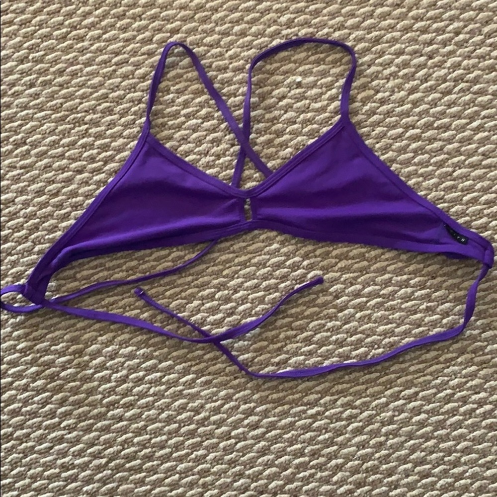 Jolyn vent bikini top